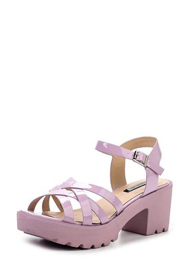 LOST INK  NAPE LOW HEEL ANKLE STRAP SANDAL